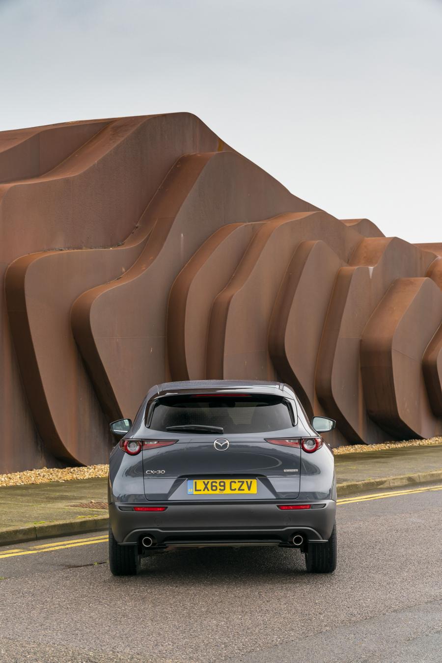  Mazda CX-30 Skyactiv-G 2019 года  (UK) (фото 37 из 93)